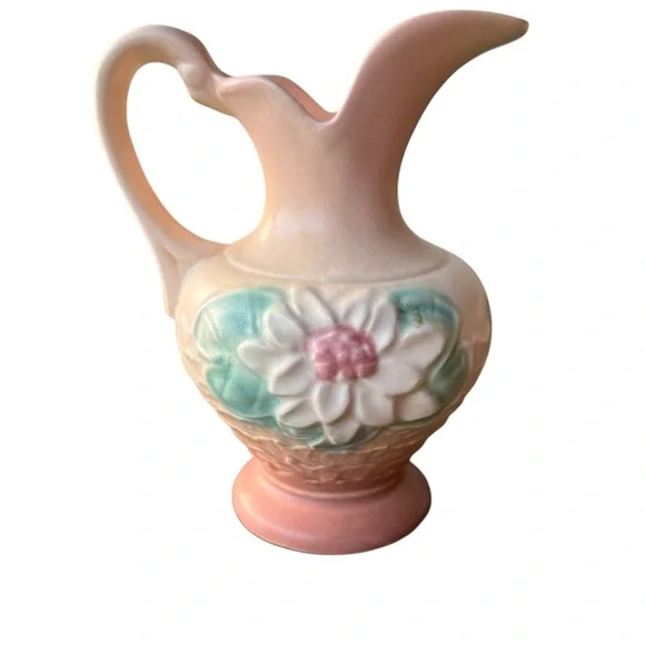 Vintage Hull Pottery  WATER LILY  Ewer 5.5” - Picture 2 of 3